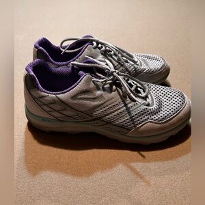 Women's Abeo The Walking Company Gray and Purple Athletic Shoes Size 9.5​